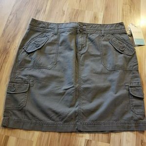 🌸NWT Reduced Sonoma Modern Fit Cargo Pkt. Skirt🌸